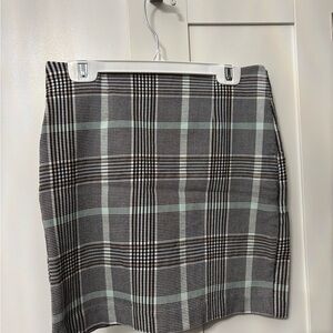 Dynamite Black and White Plaid Pencil Skirt